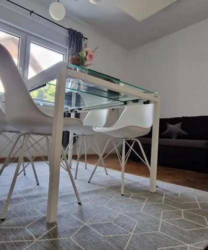 Stella Danica Catez ob Savi